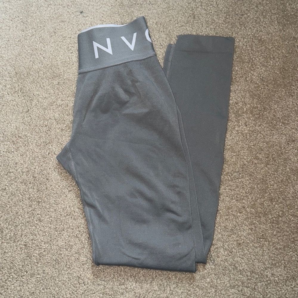 NVGTN light grey sport seamless legging